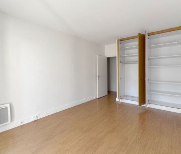 Appartement • La Plaine des Sablons - Photo 4