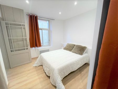 Location Appartement 2 pièces 45m² - Photo 3