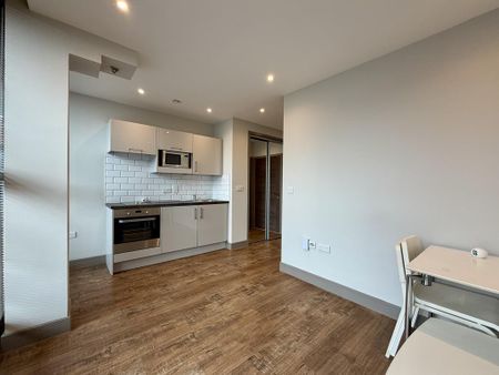 Studio to rent - Photo 3