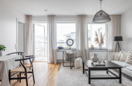 Ålsta Allé, Järfälla - Photo 2