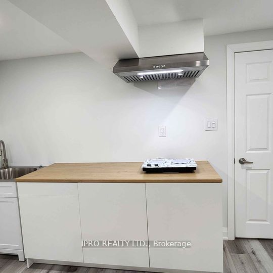 For Lease - 2595 Windjammer Road, Mississauga, Ontario - Photo 1