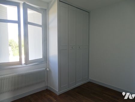 Maison d'habitation - Photo 2