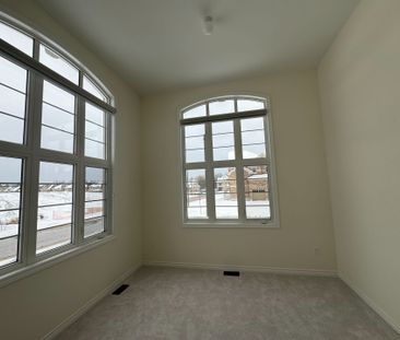 For Lease - 1 Wayne Allison Drive, Georgina, Ontario - Photo 4