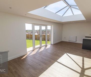 4 bedroom bungalow to rent - Photo 4