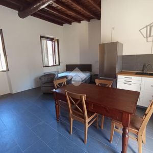 Monolocale in affitto - Photo 2