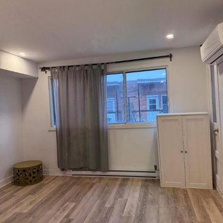 1 CH - 1 SDB - Montréal - $1,195 /mo - Photo 4