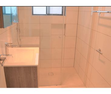 1/5 Skyline Street, Greenacre, NSW 2190 - Photo 3