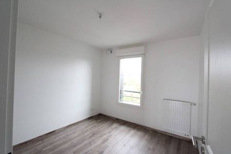 Appartement 3 pièces - - Photo 2