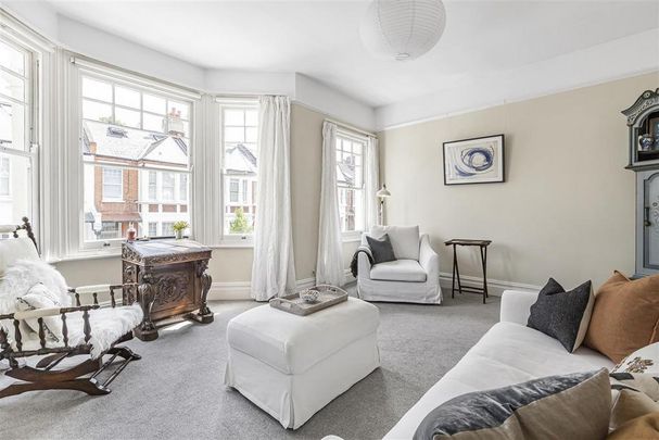 2 bedroom maisonette to rent - Photo 1