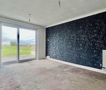 Surf View Newquay, TR7 - Photo 2