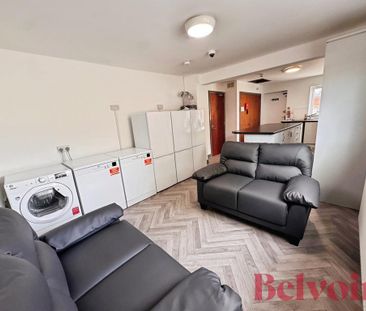 1 bedroom in a house share to rent - Photo 1