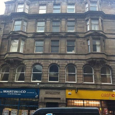 3 bedroom flat to rent - Photo 1
