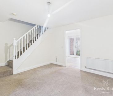 3 bedroom terraced house to rent - Photo 3