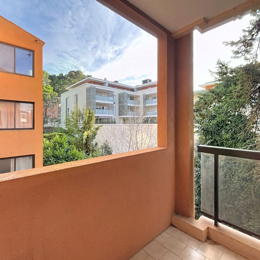 Location Appartement 2 pièces 34m² MOUGINS 06250 - Photo 1