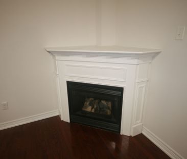 For Lease - 75 Kentview Crescent, Markham, Ontario - Photo 2