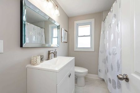 For Lease - 7 Bolan Court Unit# Main, Hamilton, Ontario - Photo 4