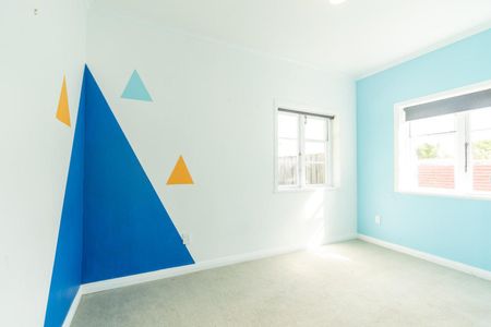 Cutest College Street home - Photo 4