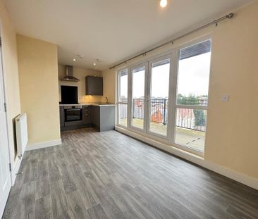 1 bedroom flat to rent - Photo 2