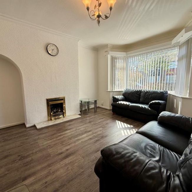 3 Bedroom Semi Detached To Let - Photo 1