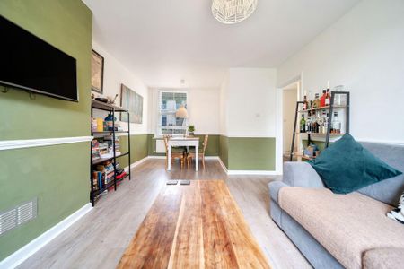 3 bedroom terraced house to rent - Photo 2