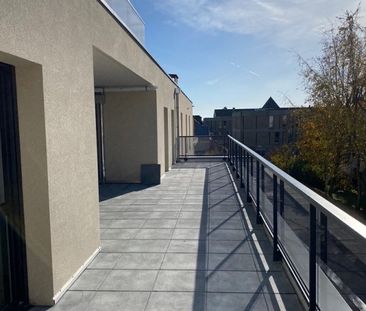 Location Appartement 3 Pièces 62 m² - Photo 2