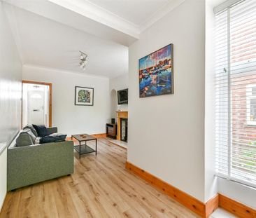2 bedroom terraced house to rent - Photo 5