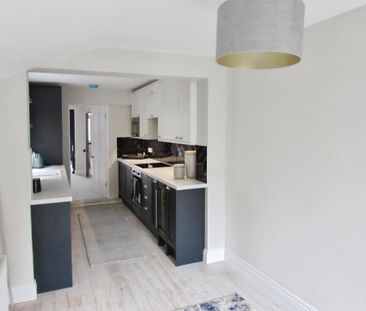 2 bedroom terraced house to rent - Photo 6