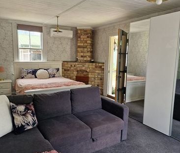 Furnished self contained unit on lifestyle block - Photo 3