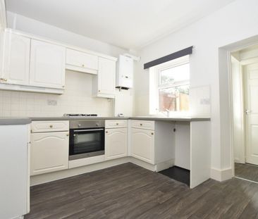 2 bedroom House To Let - Photo 2