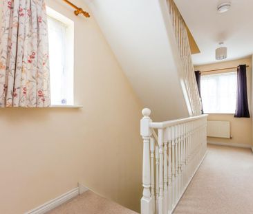 3 bedroom semi-detached house to rent - Photo 1