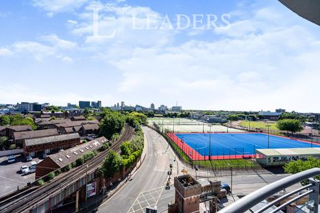 2 bedroom apartment to rent The Roundhouse, Gunwharf Quays, Portsmouth, PO1 - Photo 5