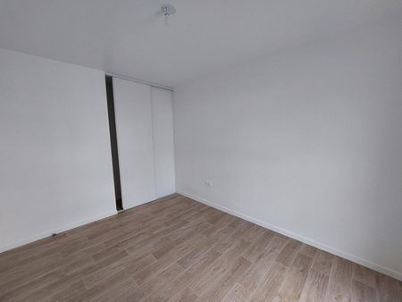 location Appartement T3 DE 66.35m² À MONTLOUIS SUR LOIRE - Photo 3