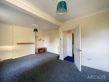 3 bedroom apartment to rent - Photo 3