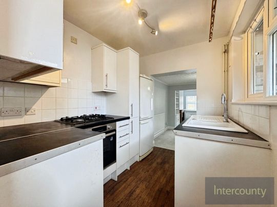 Bartholomew Road, CM23, Bishop'S Stortford - Photo 1