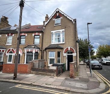 Queens Road, N11, London - Photo 5