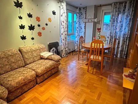 Alquiler de piso en Calle Bélgica - Photo 5