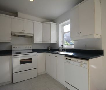 1542 Saint-Antoine O. - Photo 5