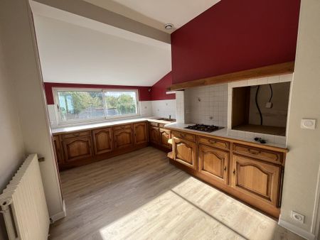 Location Maison 4 pièces 81m² ANGERS 49000 - Photo 2