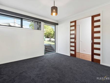 1/24 Trent Court, Burwood East VIC 3151 - Townhouse For Rent | Domain - Photo 3