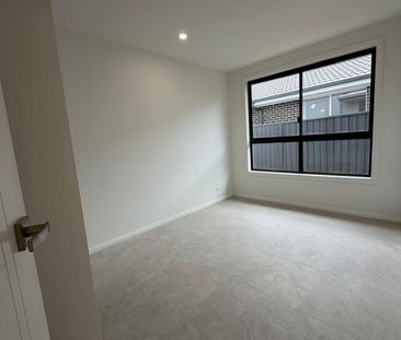 Brand New 2-Bedroom Granny Flat in a Great Location! - Photo 2