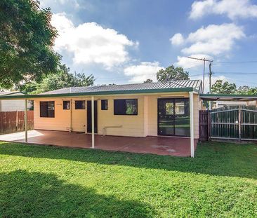 HOP, SKIP & A JUMP TO THE M1 - Photo 1