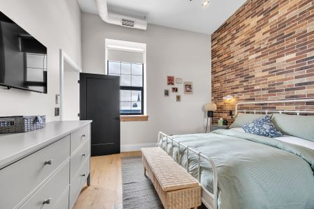 For Lease - 38 Front Street Unit# Unit # 2, Quinte West, Ontario - Photo 2