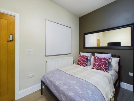 7 bedroom house to rent - Photo 3