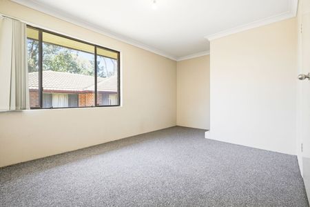 Walking Distance to Shops - Photo 4