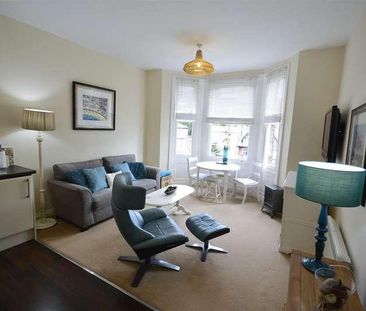 Grosvenor Road, (flat), YO11 - Photo 5