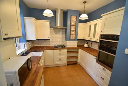 2 bedroom apartment to rent - Photo 5