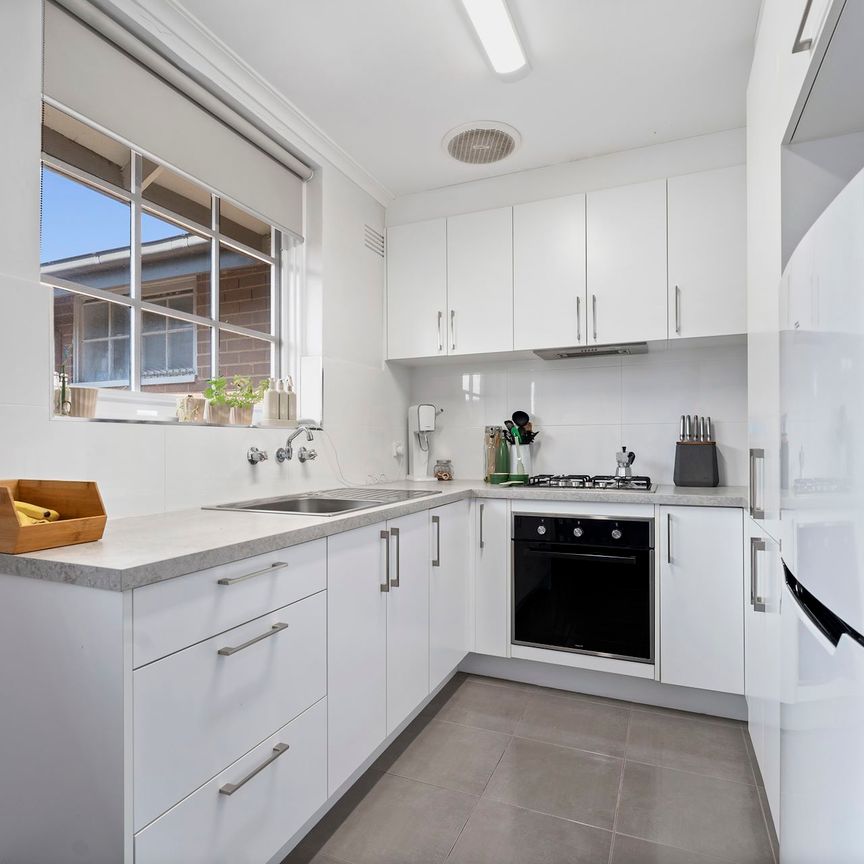 18/133-135 Riversdale Road, Hawthorn. - Photo 1