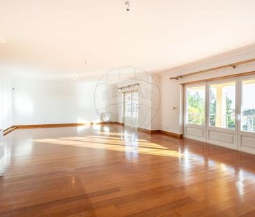 Moradia T4 - Photo 1