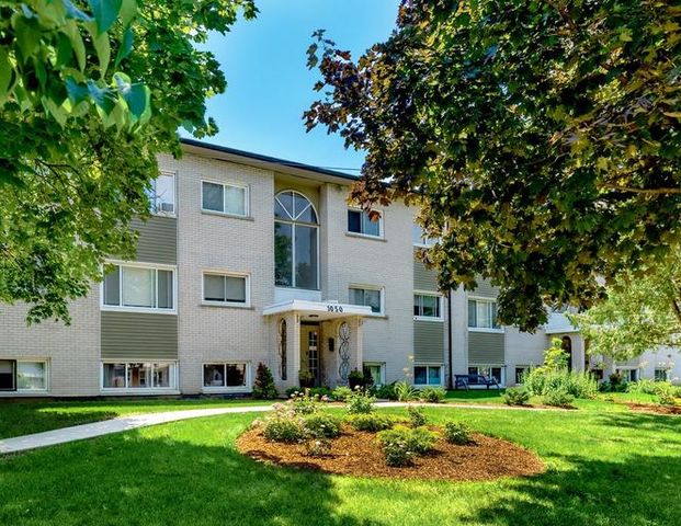 Parkland Apartments | 1050 Highland Street, Burlington - Photo 1