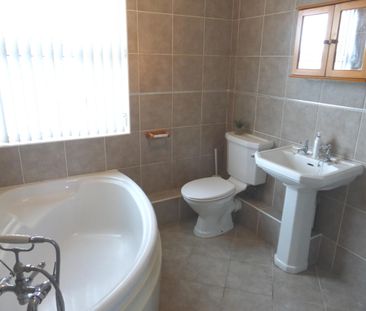 Dereham Road, Norwich - Photo 2